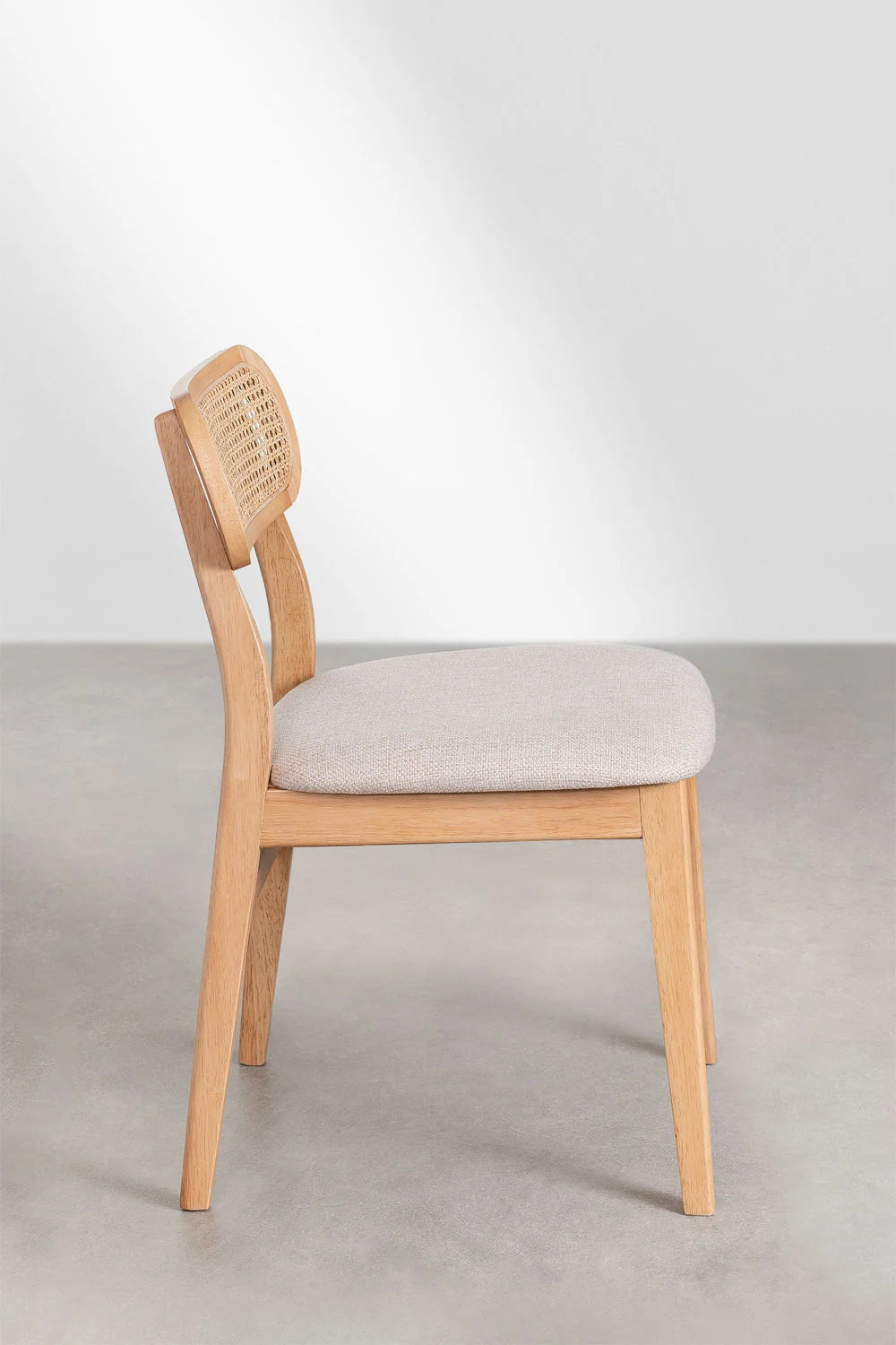 Leivel valgomojo kėdė