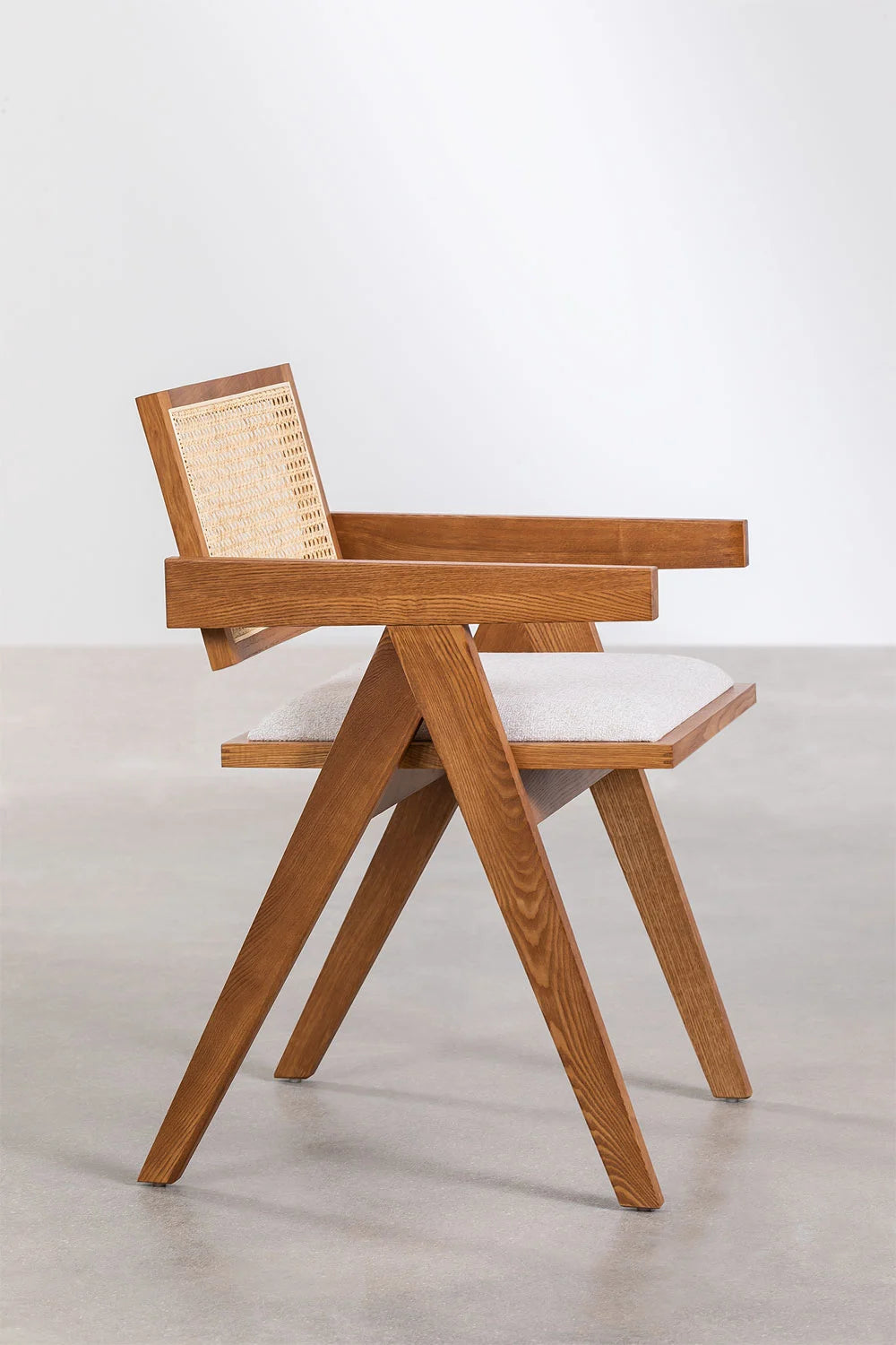 Lali valgomojo kėdė