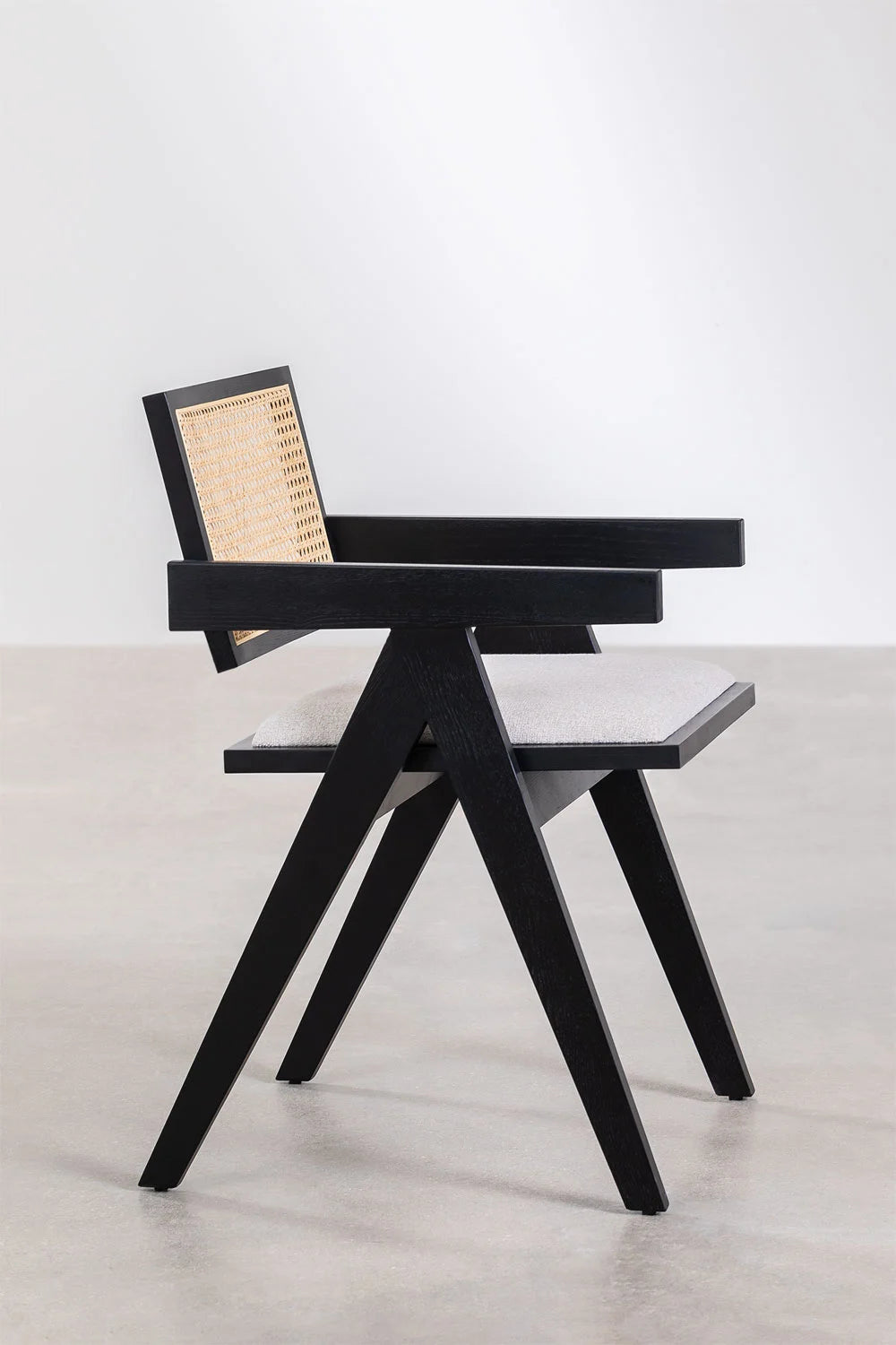 Lali valgomojo kėdė