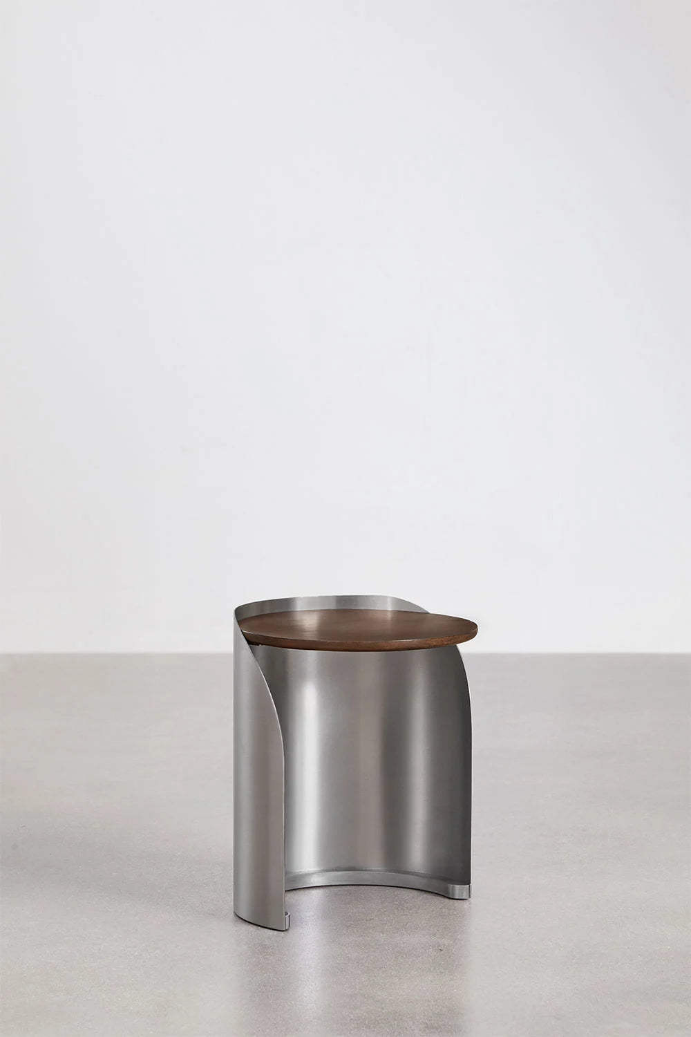 Roku šoninis staliukas