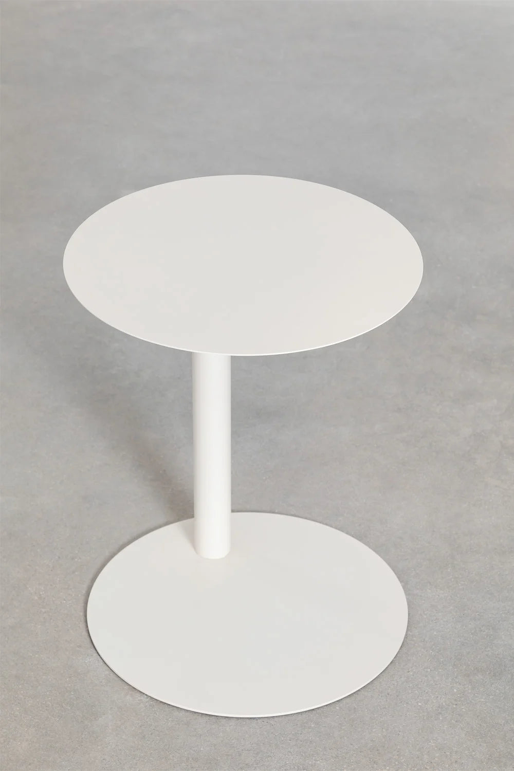 Yannik Apvalus šoninis staliukas