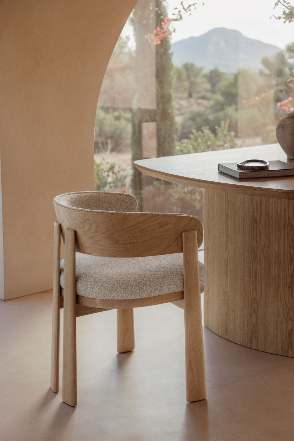 Olea valgomojo kėdė