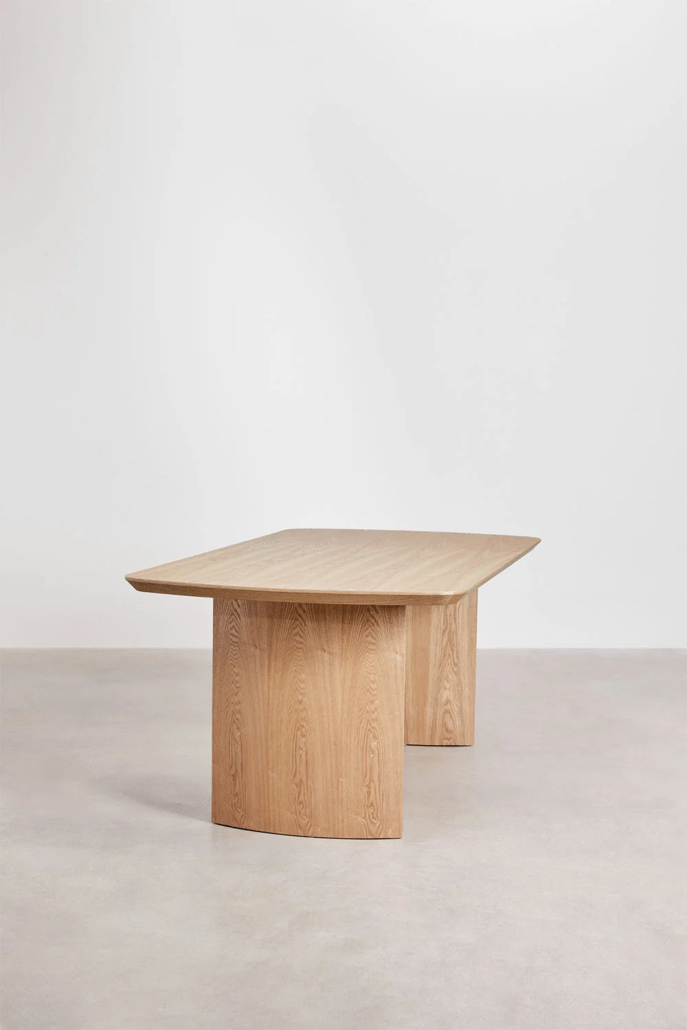 Noka valgomojo stalas