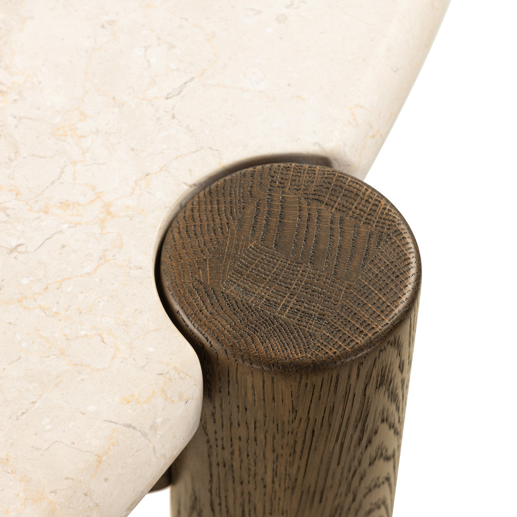 Bruna Valgomojo Stalas