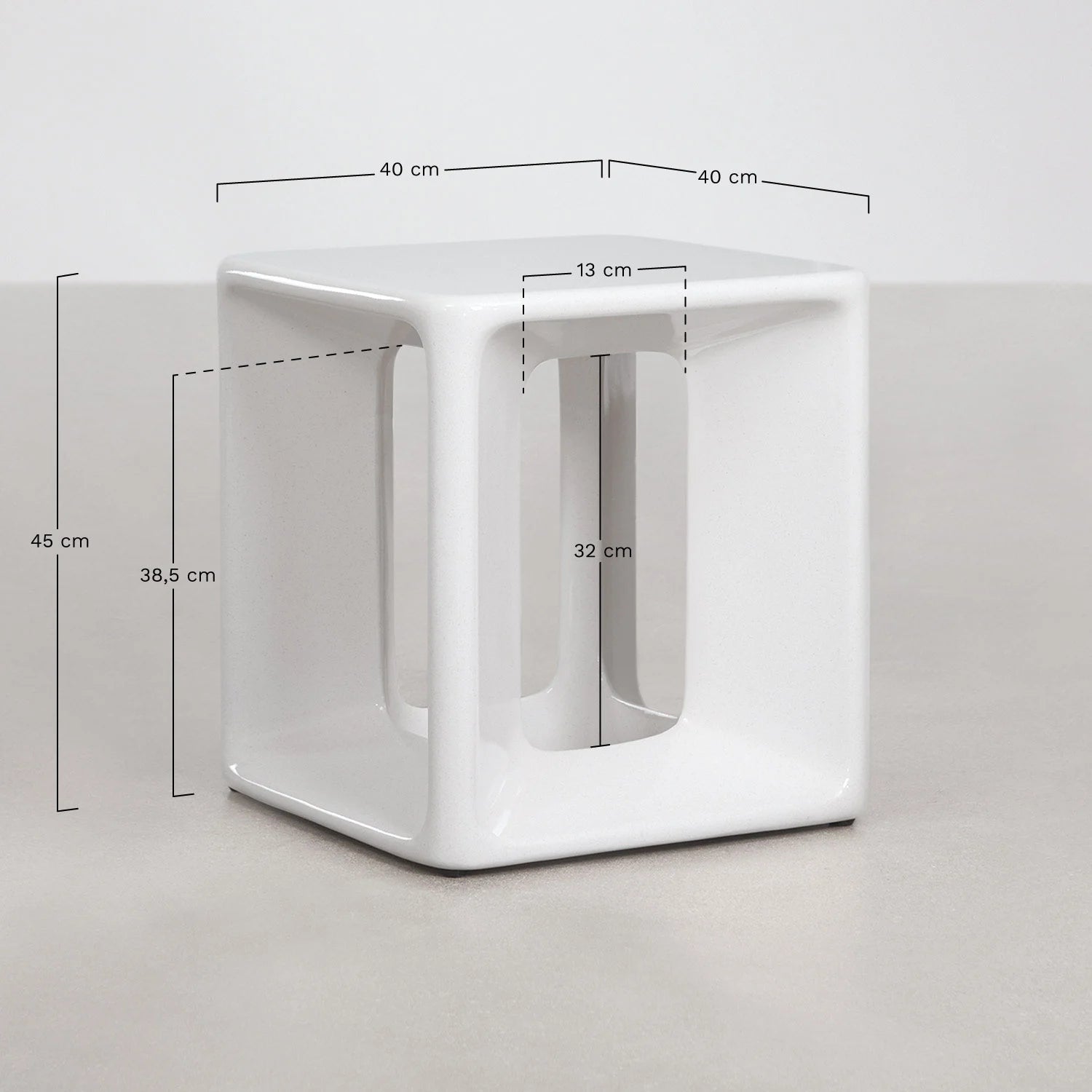 Lilou kavos staliukas