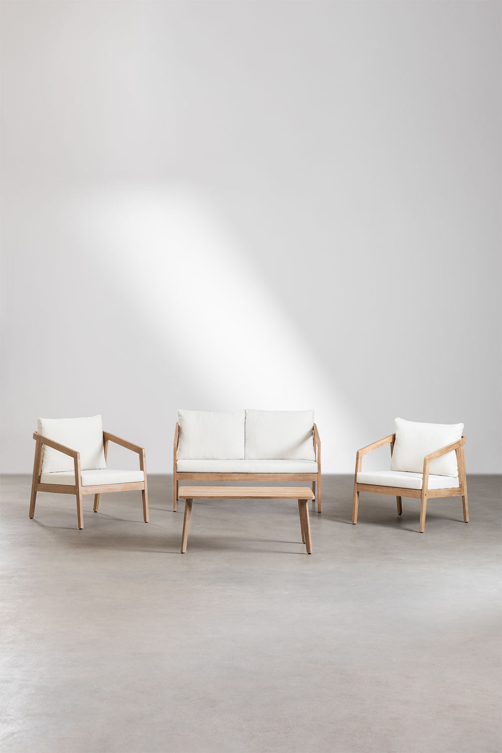 Kaela sodo baldų komplektas