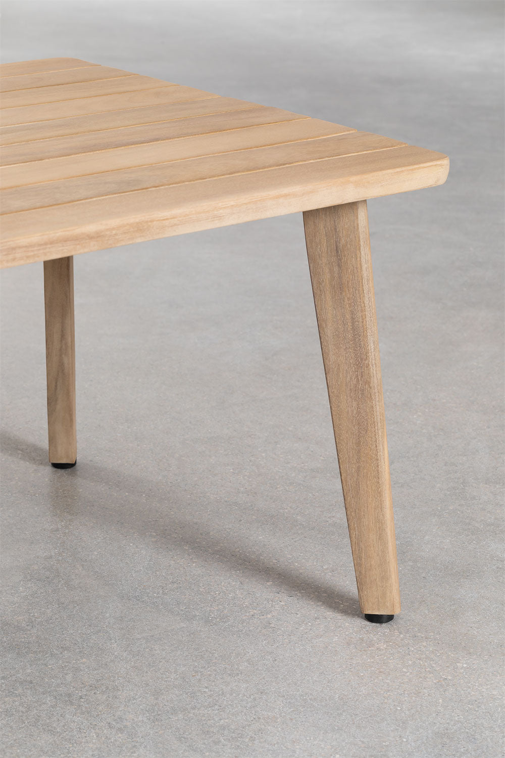 Kaela sodo baldų komplektas